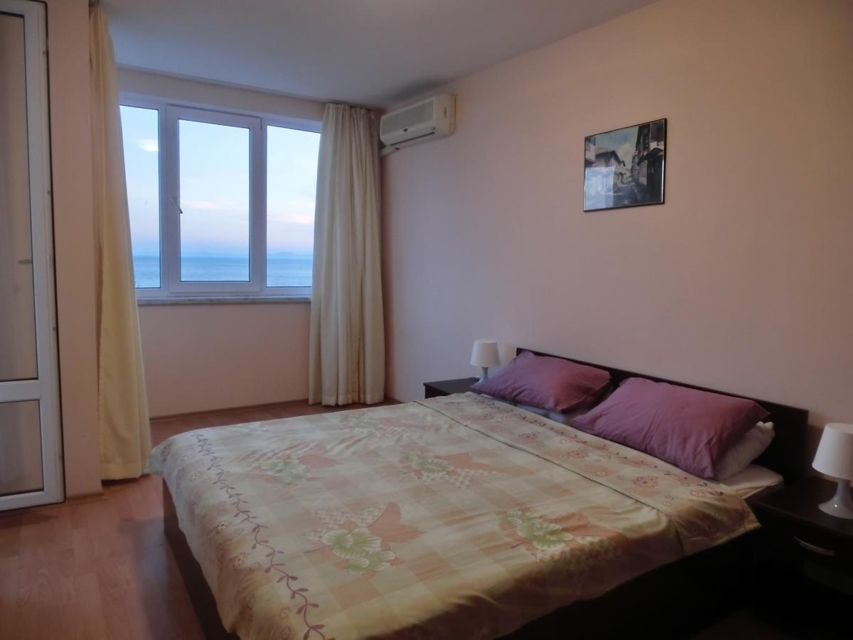 Sea View Crown Apartment On Complex With Pools And Beach, سفيتي فلاس المظهر الخارجي الصورة