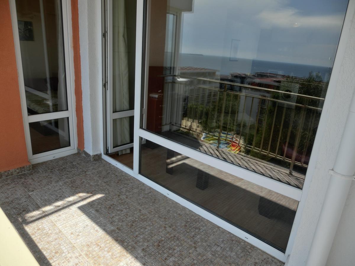 Sea View Crown Apartment On Complex With Pools And Beach, سفيتي فلاس المظهر الخارجي الصورة