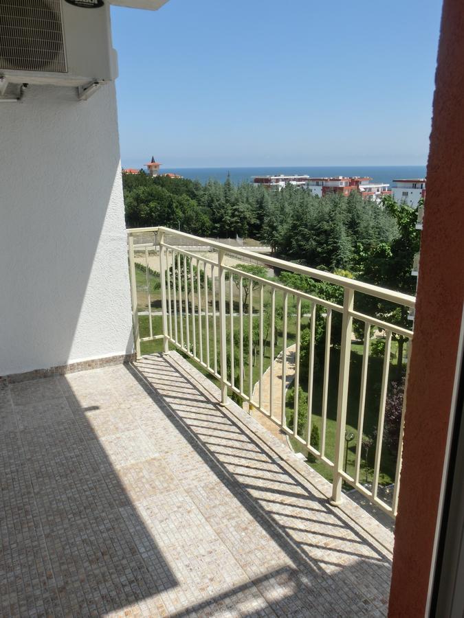 Sea View Crown Apartment On Complex With Pools And Beach, سفيتي فلاس المظهر الخارجي الصورة